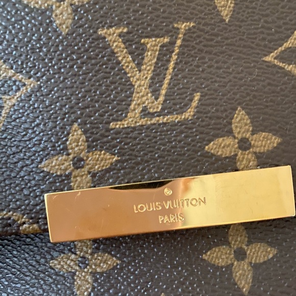 Louis Vuitton Favorite MM Monogram - Picture 4 of 4